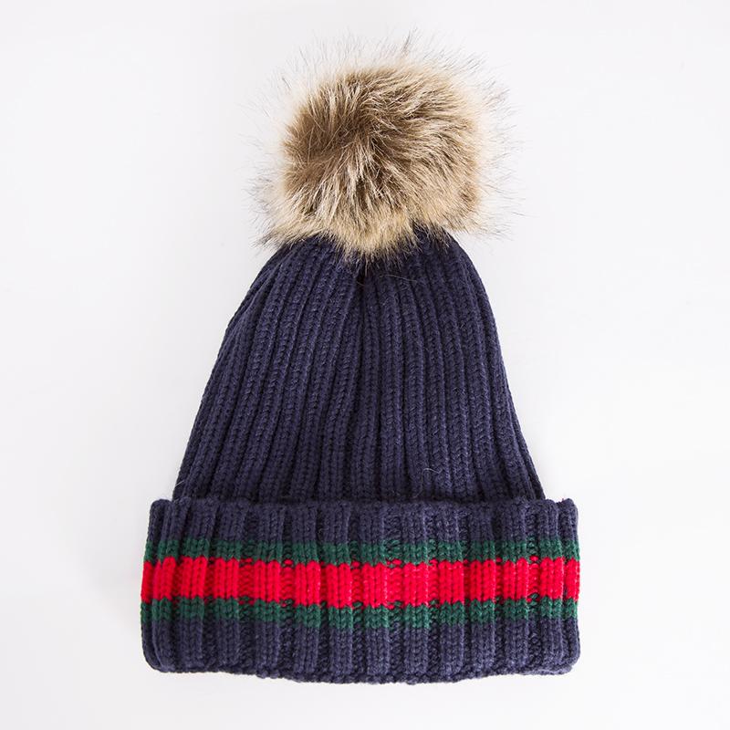 Stripe Pattern Knitted Beanie W/ Detachable Faux Fur Pom-Pom